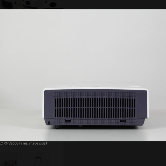 Eiki Projector - Picture 4 of 14